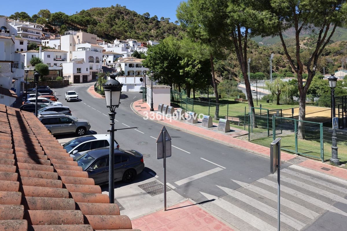 2 soveværelse Lejlighed til salg i Benahavis med swimmingpool - € 325.000 (Ref: 9599665)