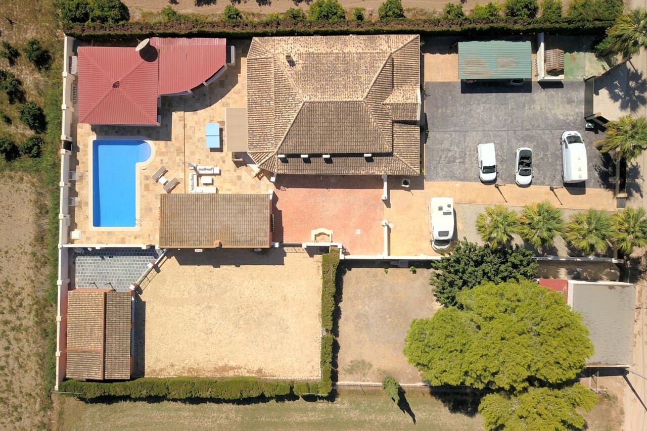 6 chambre Finca/Maison de Campagne à vendre à Heredades avec piscine - 595 000 € (Ref: 9599823)