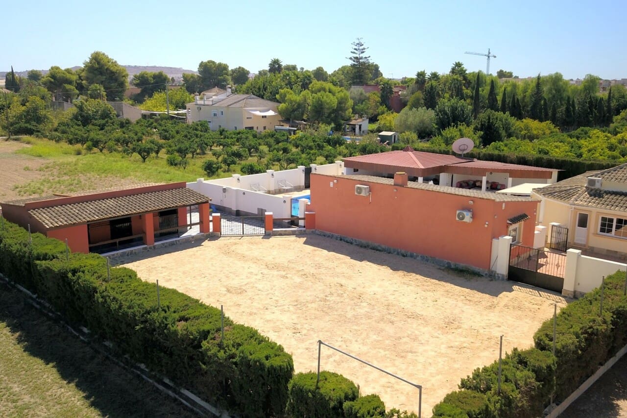 6 chambre Finca/Maison de Campagne à vendre à Heredades avec piscine - 595 000 € (Ref: 9599823)