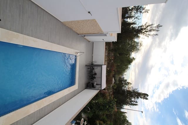 4 camera da letto Villa in vendita in Fortuna con piscina garage - 259.900 € (Rif: 9600013)