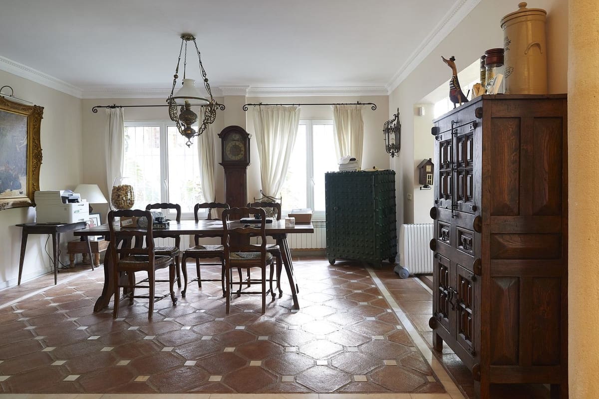 5 bedroom Villa for sale in Golden Mile with pool - € 3,200,000 (Ref: 9600076)