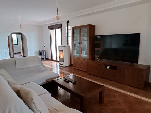 5 soveværelse Villa til salg i Yecla - € 325.000 (Ref: 9601141)