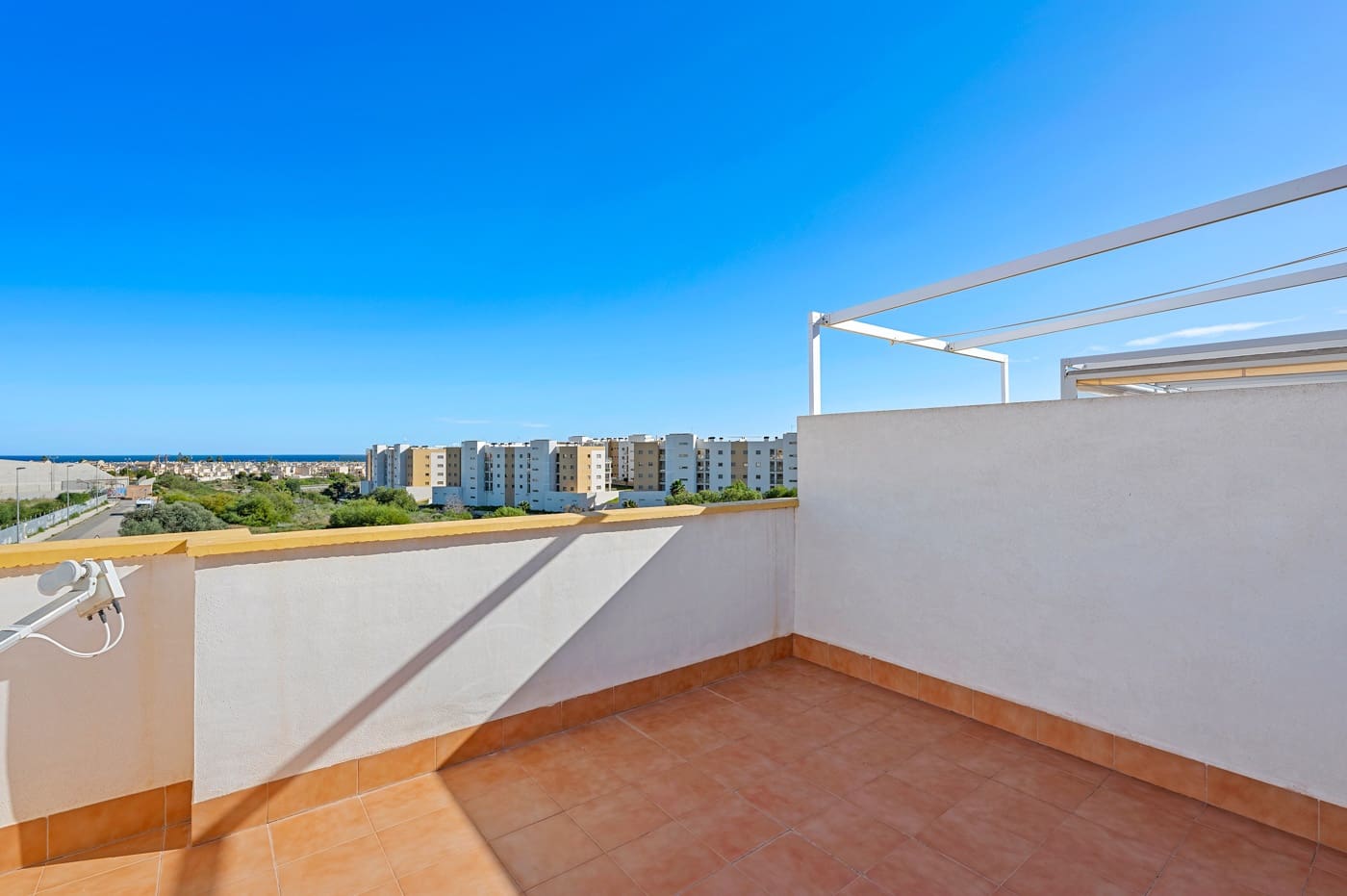 3 chambre Villa/Maison à vendre à Orihuela Costa avec piscine garage - 289 000 € (Ref: 9601142)