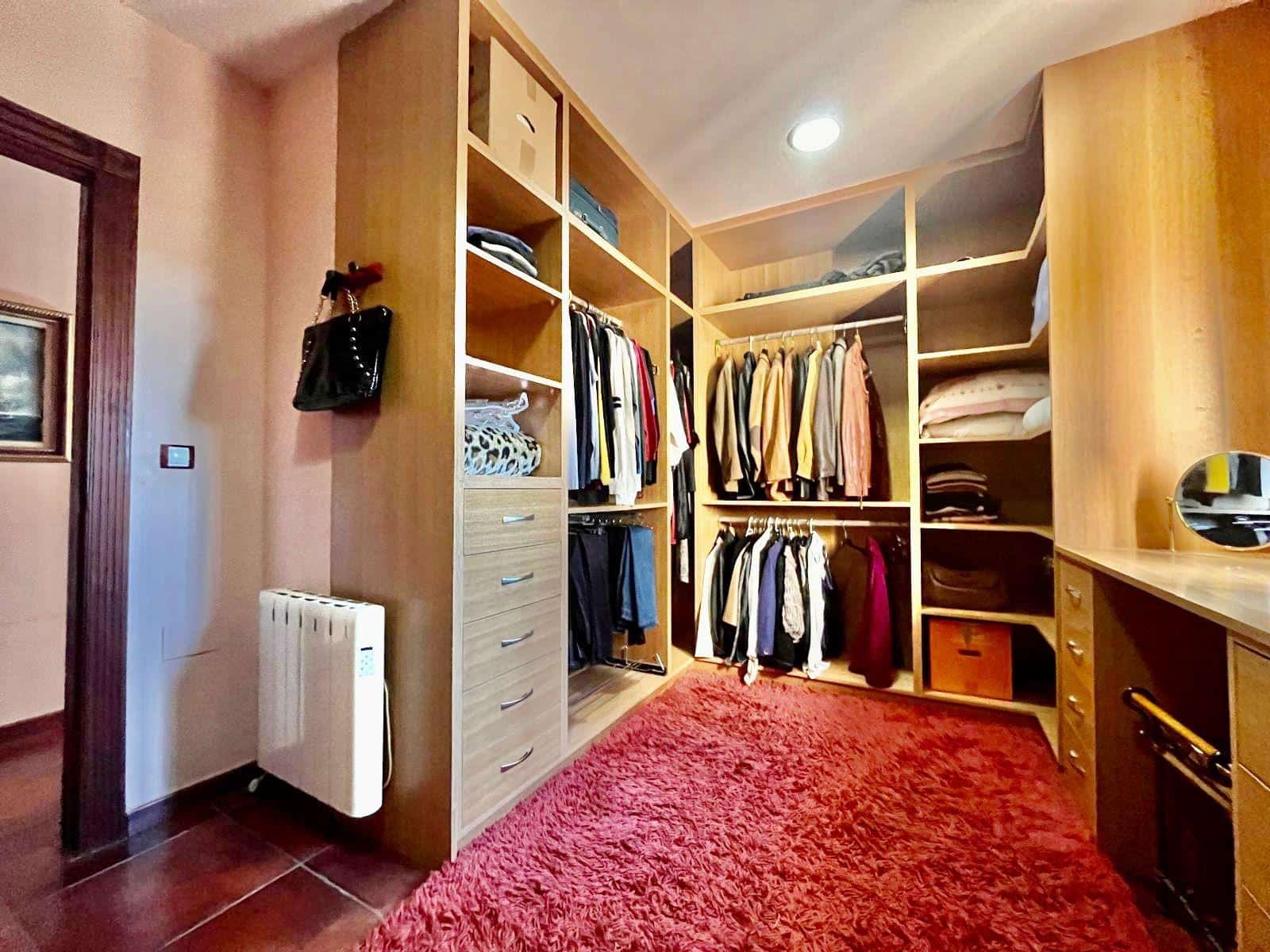 Chalet de 4 habitaciones en Rojales en venta con piscina - 780.000 € (Ref: 9606948)