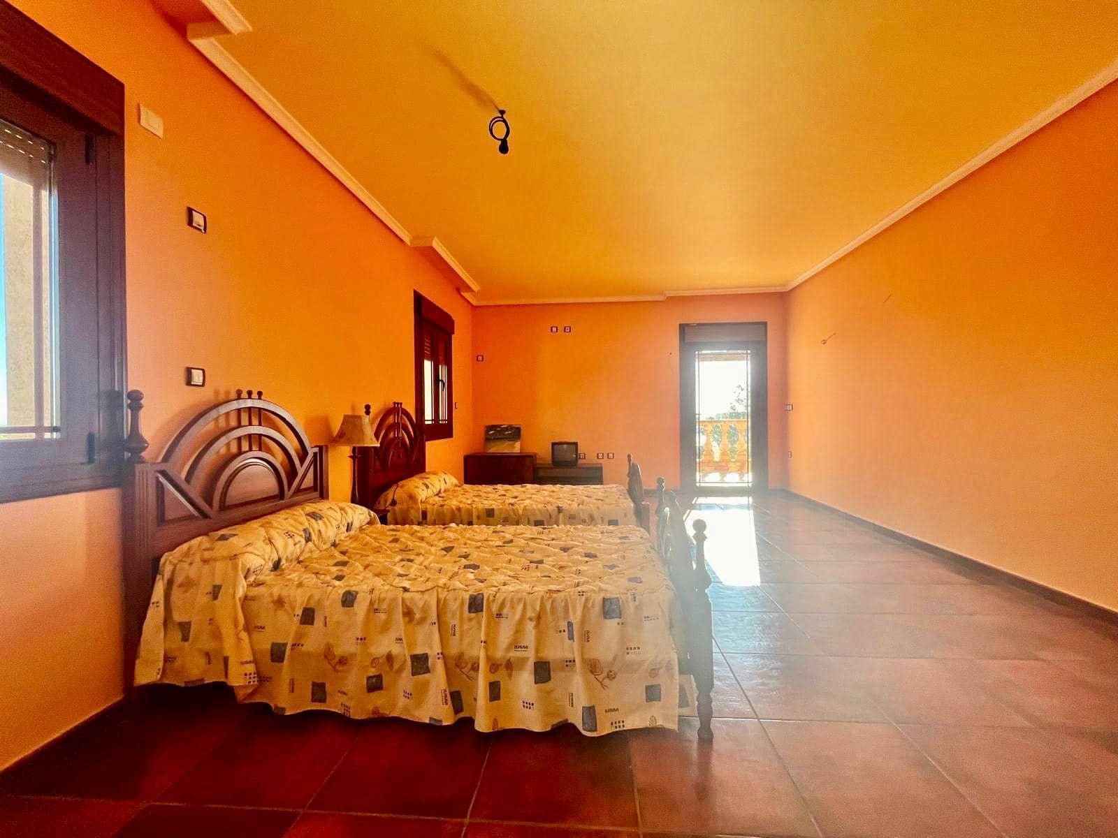 Chalet de 4 habitaciones en Rojales en venta con piscina - 780.000 € (Ref: 9606948)