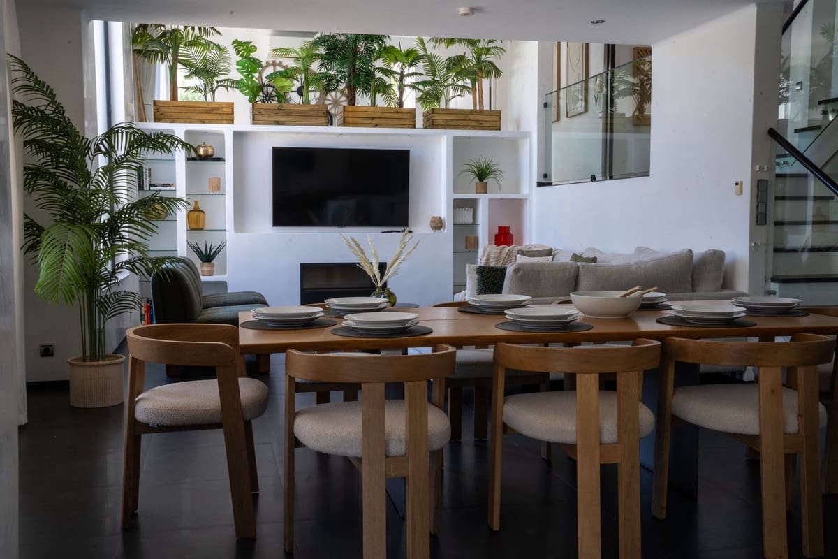 5 chambre Villa/Maison à vendre à Nueva Andalucia avec piscine - 1 850 000 € (Ref: 9607021)