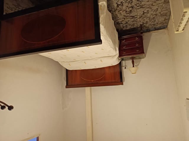 2 soveværelse Byhus til salg i Pinoso med garage - € 119.950 (Ref: 9610238)