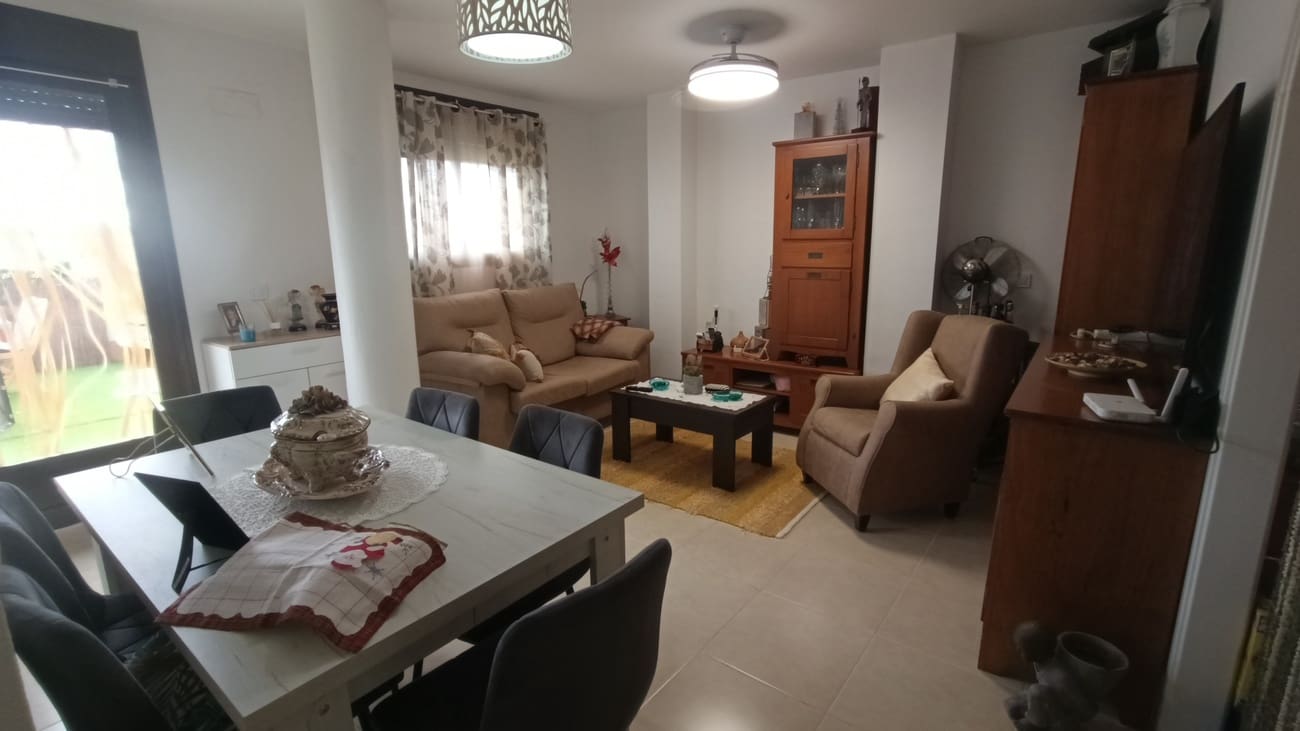 2 bedroom Apartment for sale in Sucina with pool - € 156,000 (Ref: 9611288)