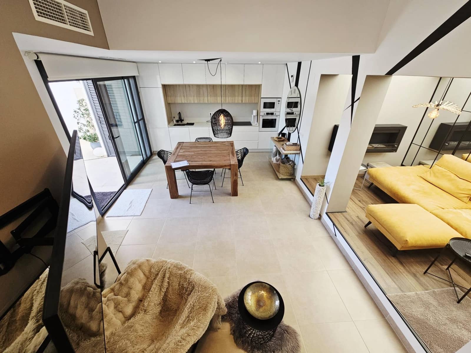 Chalet de 3 habitaciones en Benijófar en venta con piscina garaje - 439.000 € (Ref: 9611928)