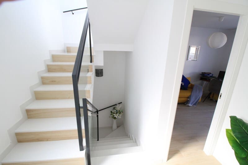 Casa de 3 habitaciones en Avileses en venta - 259.000 € (Ref: 9614123)