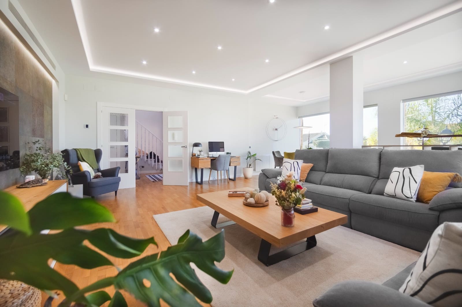 4 bedroom Villa for sale in San Vicente / Sant Vicent del Raspeig with pool garage - € 939,000 (Ref: 9614256)