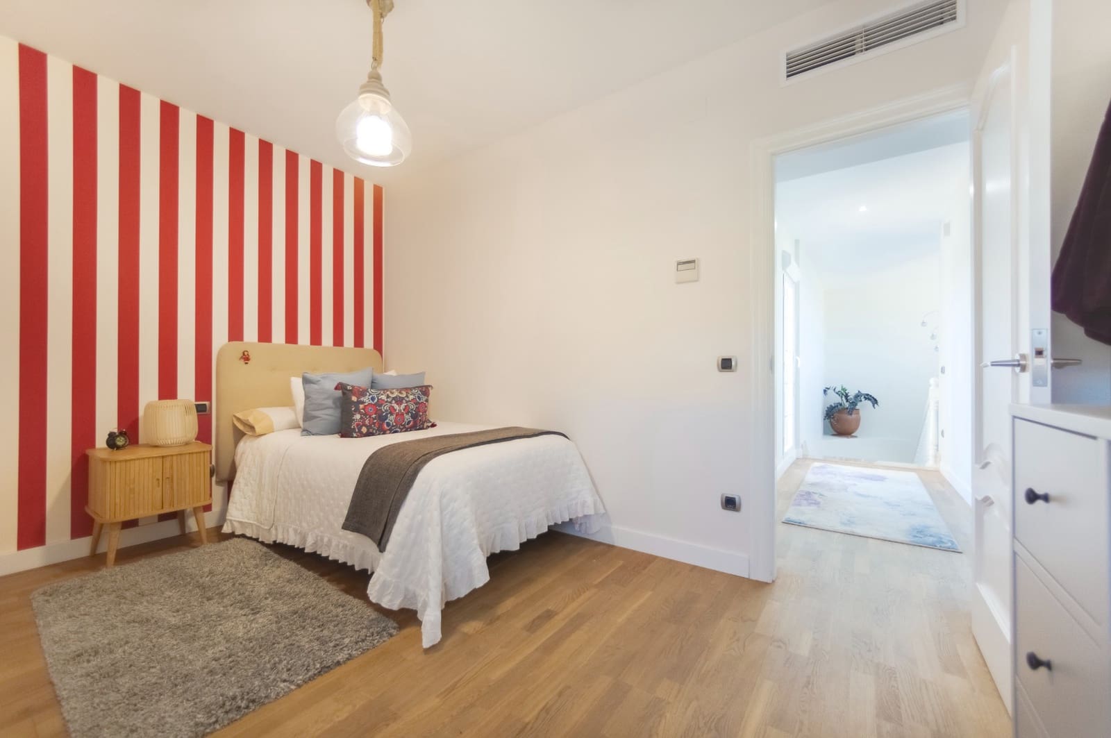 4 bedroom Villa for sale in San Vicente / Sant Vicent del Raspeig with pool garage - € 939,000 (Ref: 9614256)