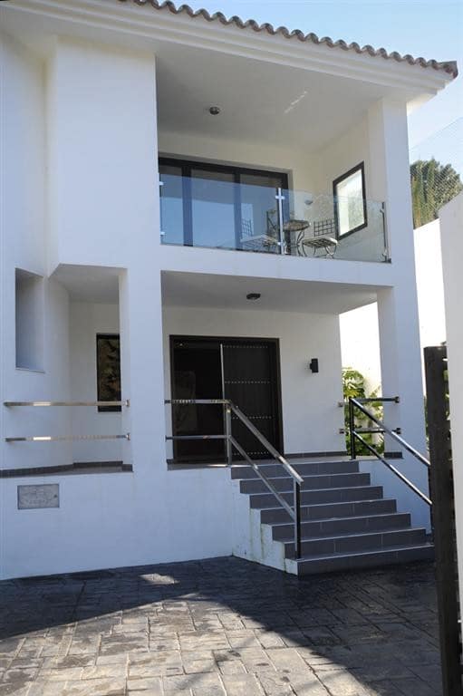6 Zimmer Villa zu vermieten in Benahavis mit Pool Garage - 5.000 € (Ref: 9614774)
