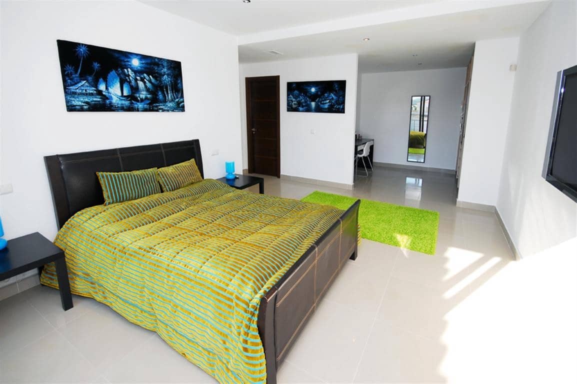 6 Zimmer Villa zu vermieten in Benahavis mit Pool Garage - 5.000 € (Ref: 9614774)