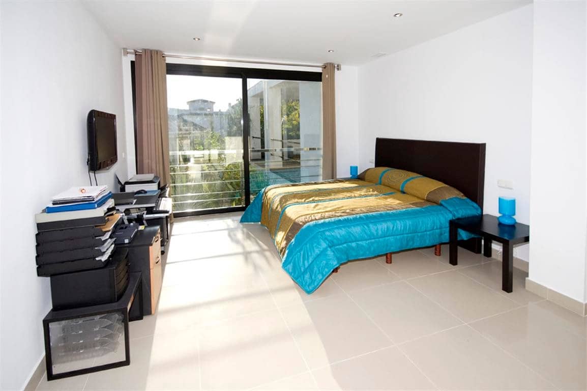 6 Zimmer Villa zu vermieten in Benahavis mit Pool Garage - 5.000 € (Ref: 9614774)