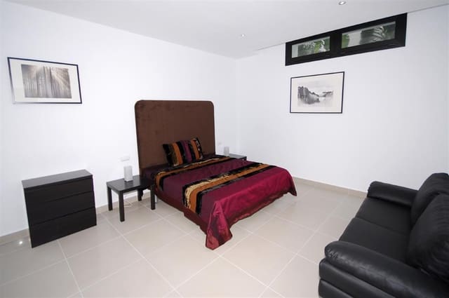 6 Zimmer Villa zu vermieten in Benahavís mit Pool Garage - 5.000 € (Ref: 9614774)