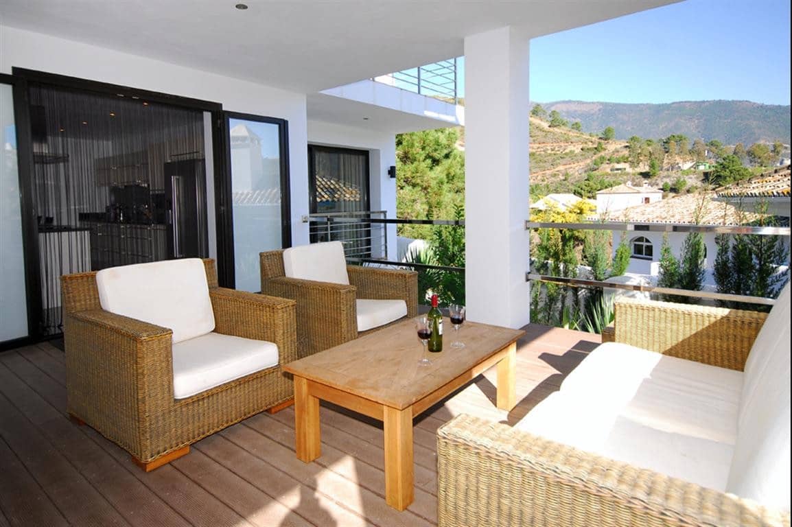 6 Zimmer Villa zu vermieten in Benahavis mit Pool Garage - 5.000 € (Ref: 9614774)