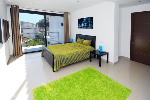 6 Zimmer Villa zu vermieten in Benahavís mit Pool Garage - 5.000 € (Ref: 9614774)