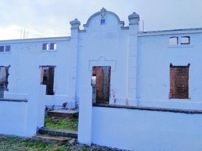 Villa til salgs i Badajoz by - € 300 000 (Ref: 9616010)