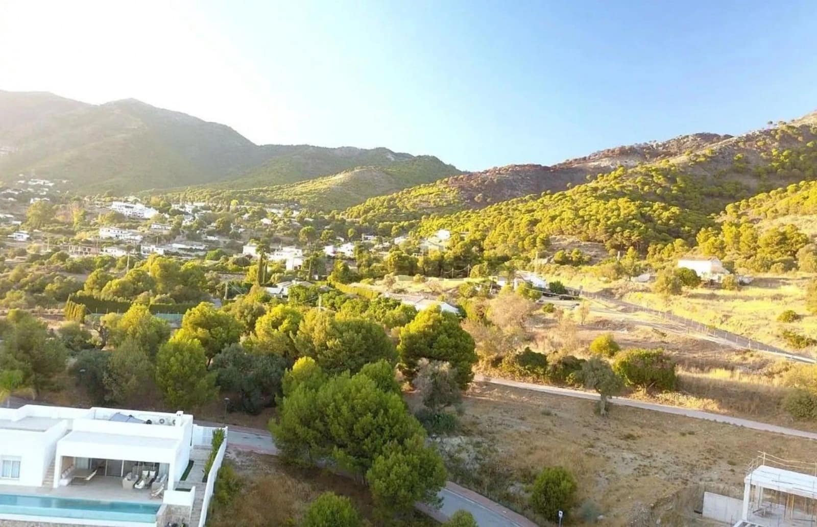 Villa for sale in Mijas - € 475,000 (Ref: 9616016)