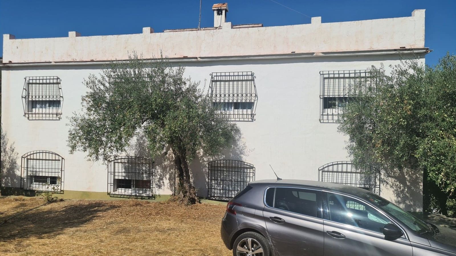 8 bedroom Finca/Country House for sale in Tolox - € 550,000 (Ref: 9616019)
