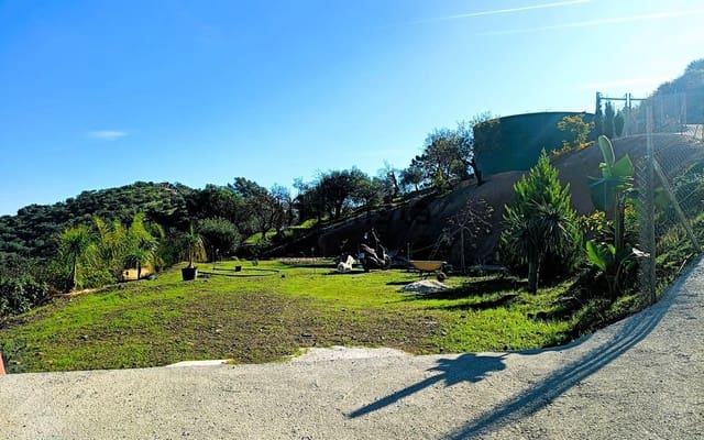 Finca/Herregård til salgs i Tolox - € 250 000 (Ref: 9616020)