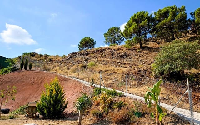 Finca/Herregård til salgs i Tolox - € 250 000 (Ref: 9616020)