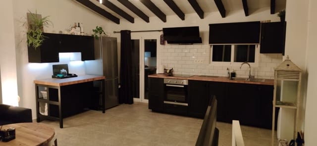 4 bedroom Apartment for sale in La Nucia - € 220,000 (Ref: 9616729)