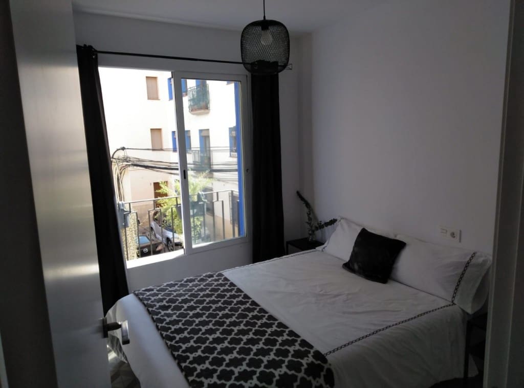 4 bedroom Apartment for sale in La Nucia - € 220,000 (Ref: 9616729)