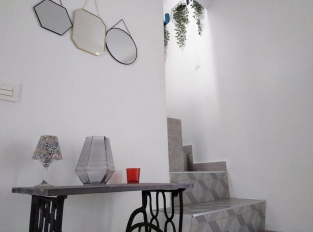 4 bedroom Apartment for sale in La Nucia - € 220,000 (Ref: 9616729)