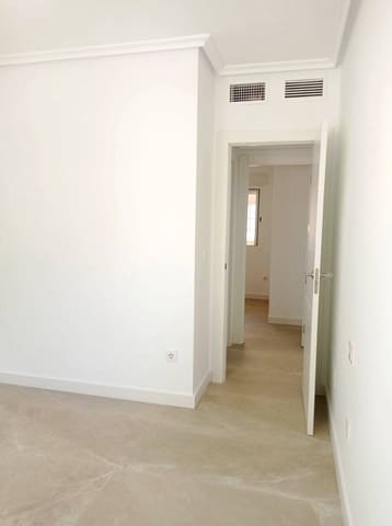 2 soveværelse Byhus til salg i Pilar de la Horadada med swimmingpool - € 225.000 (Ref: 9619739)