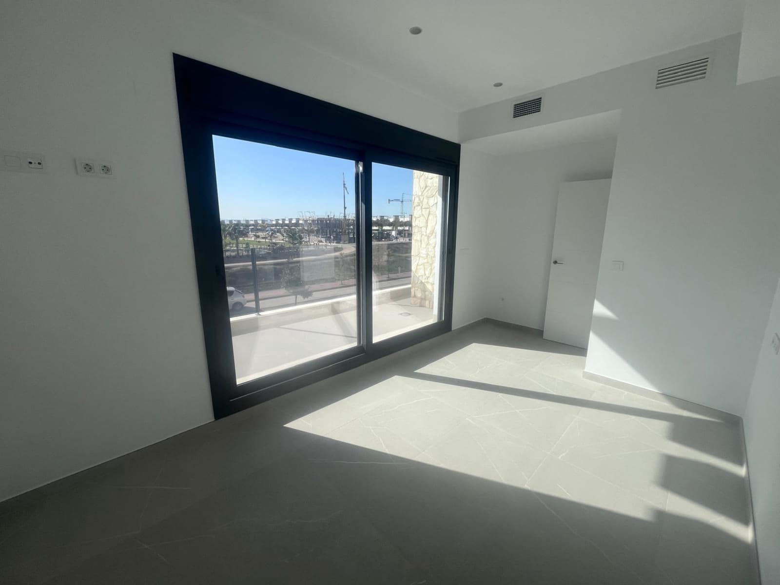 3 soveværelse Villa til salg i Torre-Pacheco med swimmingpool garage - € 750.000 (Ref: 9619760)