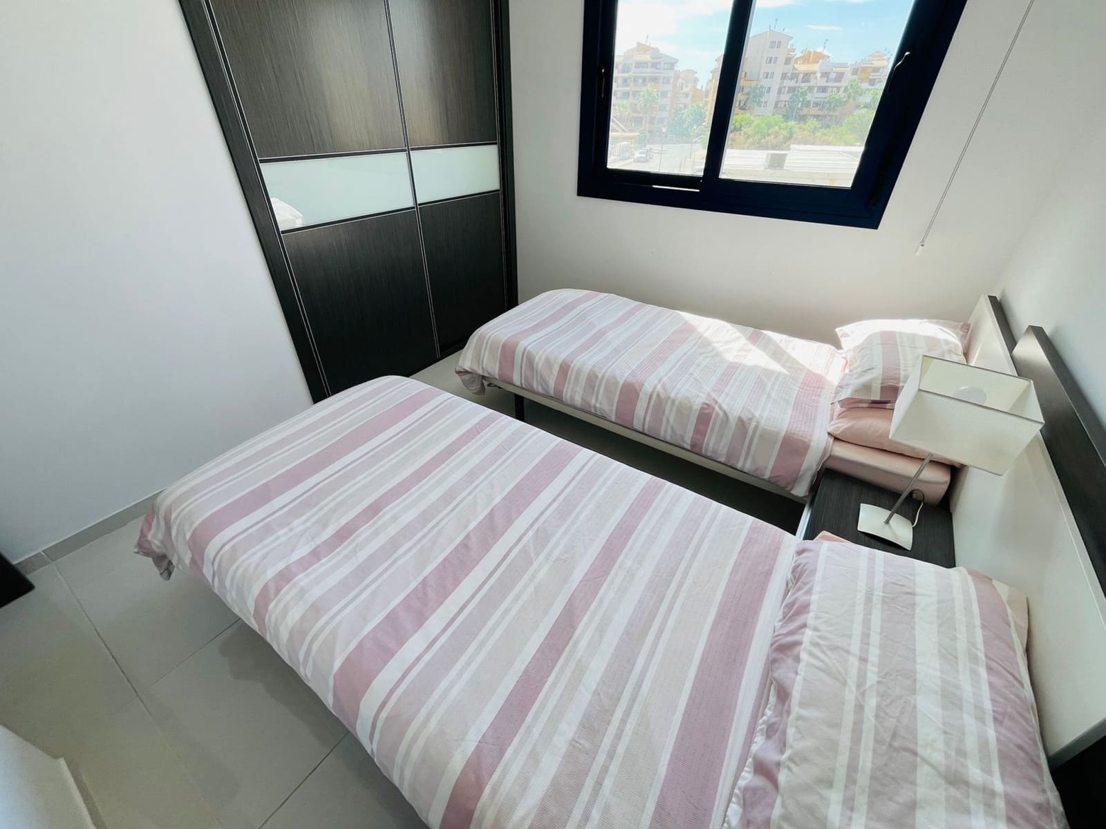 3 soveværelse Lejlighed til salg i Orihuela Costa med swimmingpool garage - € 469.950 (Ref: 9619765)