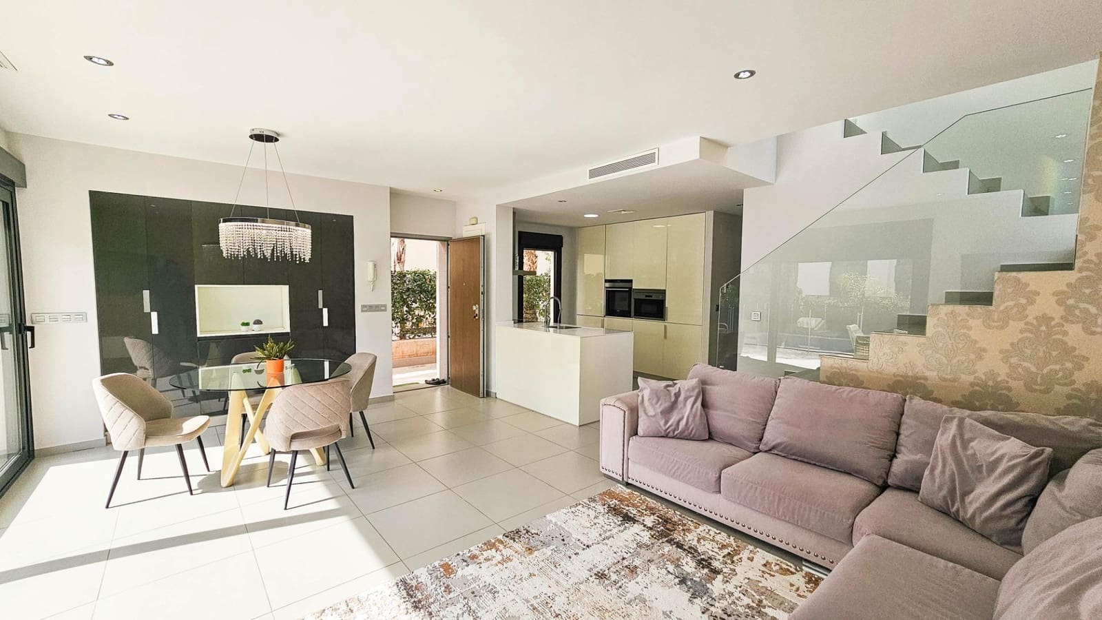 3 bedroom Villa for sale in Rojales with pool garage - € 458,900 (Ref: 9619774)