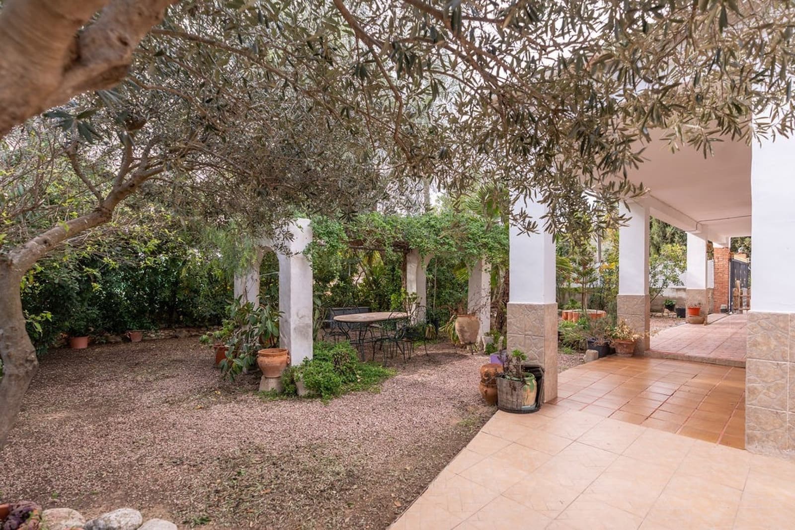 3 bedroom Villa for sale in Hondon de las Nieves with pool garage - € 264,950 (Ref: 9619787)