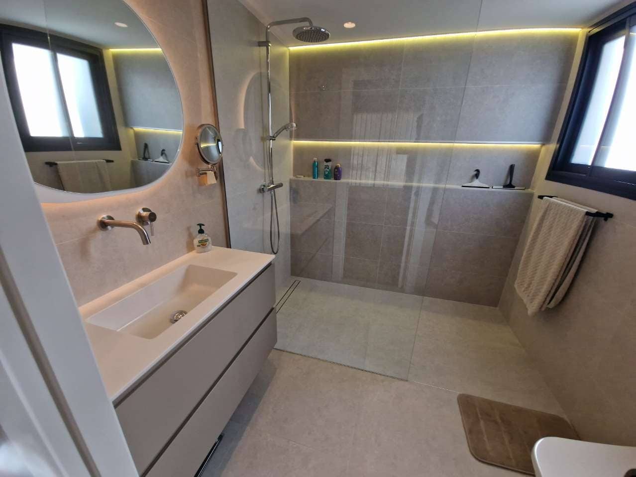 3 chambre Villa/Maison à vendre à Monforte del Cid avec piscine - 795 000 € (Ref: 9619838)