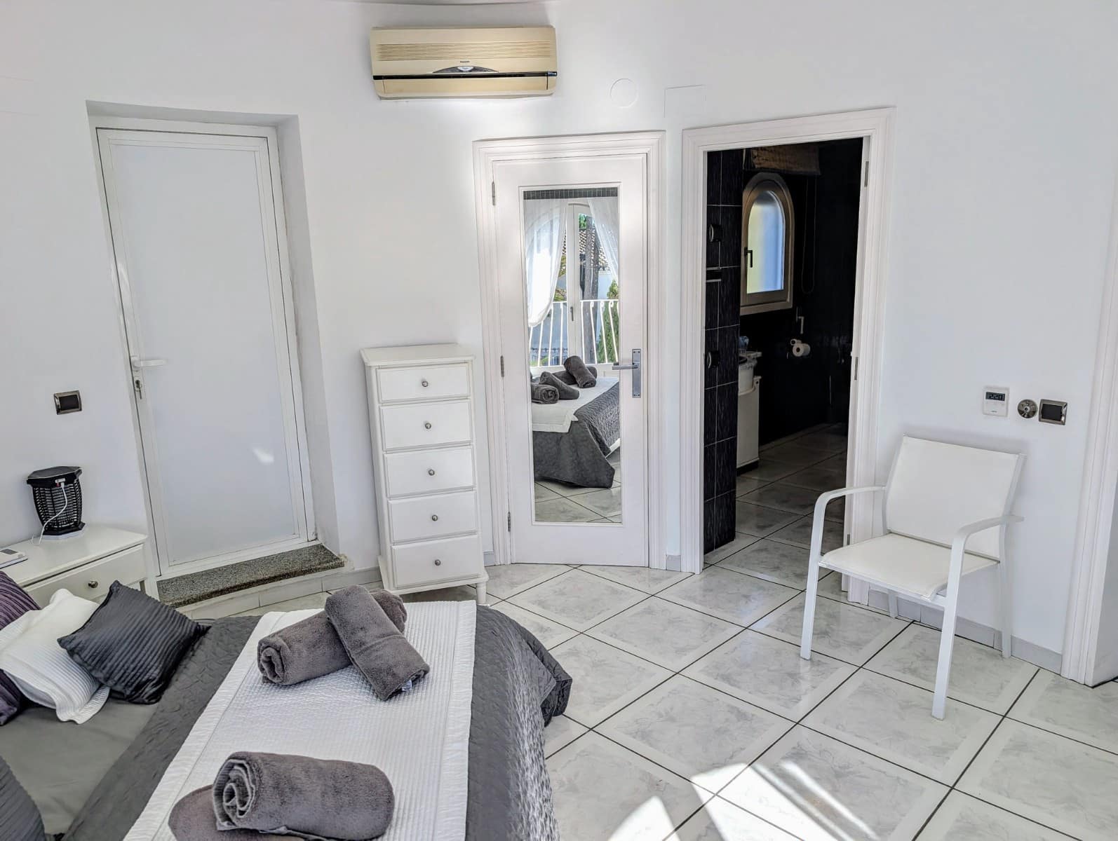 3 bedroom Villa for sale in Moraira with pool garage - € 1,100,000 (Ref: 9620657)