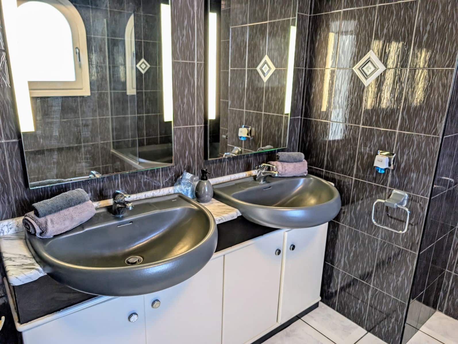 3 bedroom Villa for sale in Moraira with pool garage - € 1,100,000 (Ref: 9620657)