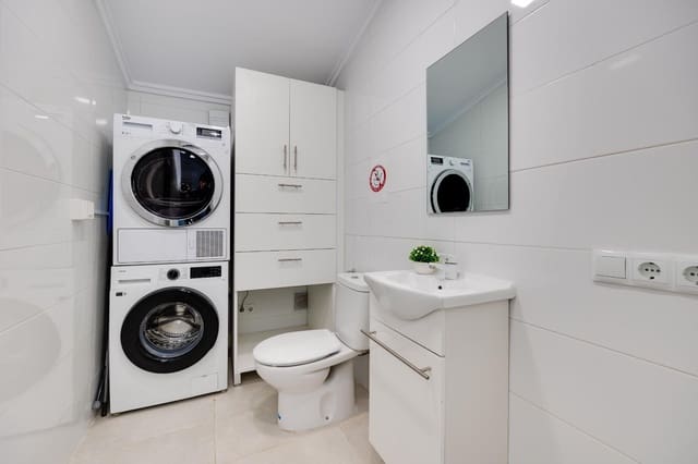 2 chambre Bungalow à vendre à Torrevieja avec piscine garage - 204 000 € (Ref: 9620681)