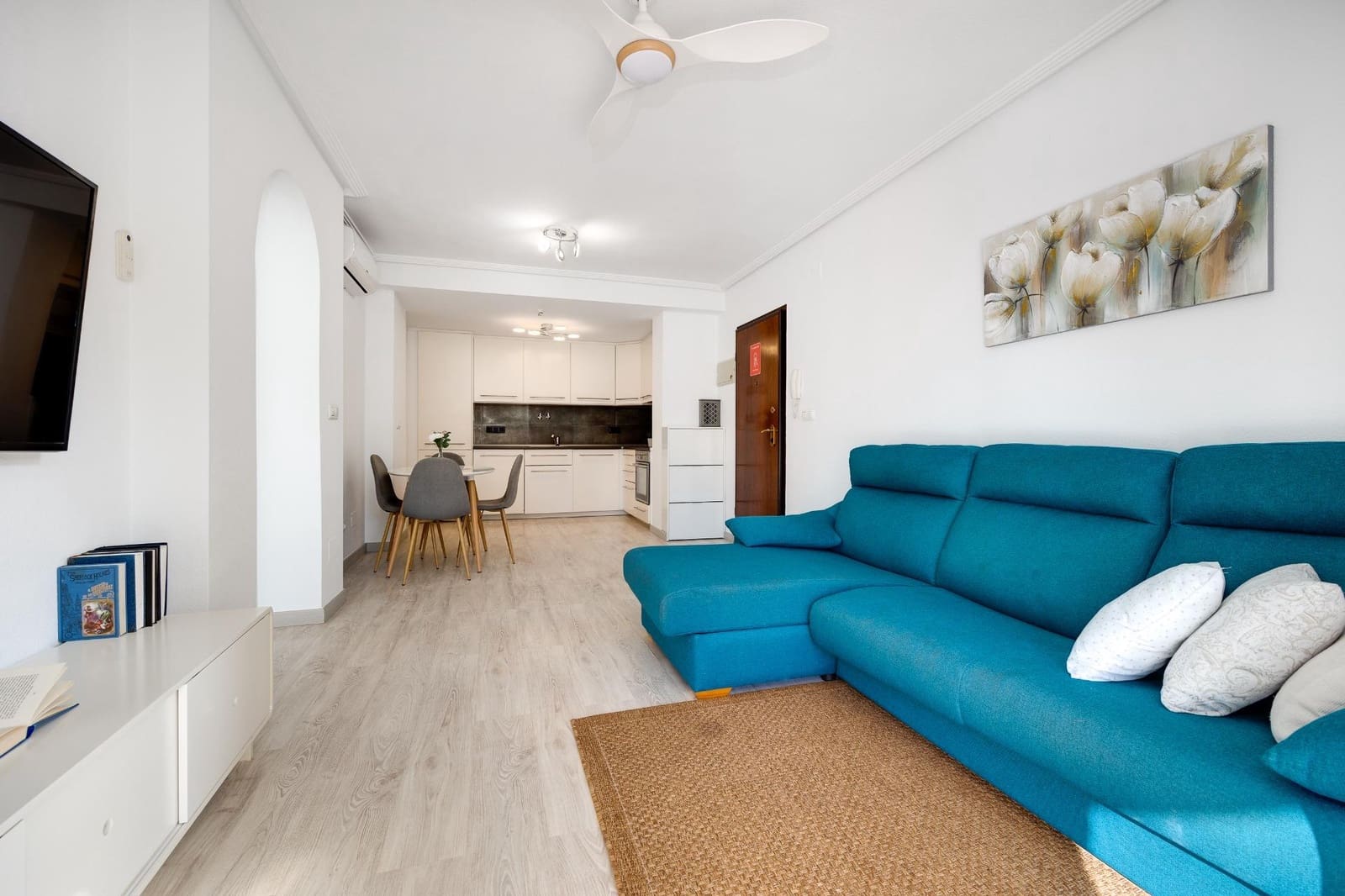 2 chambre Bungalow à vendre à Torrevieja avec piscine garage - 204 000 € (Ref: 9620681)