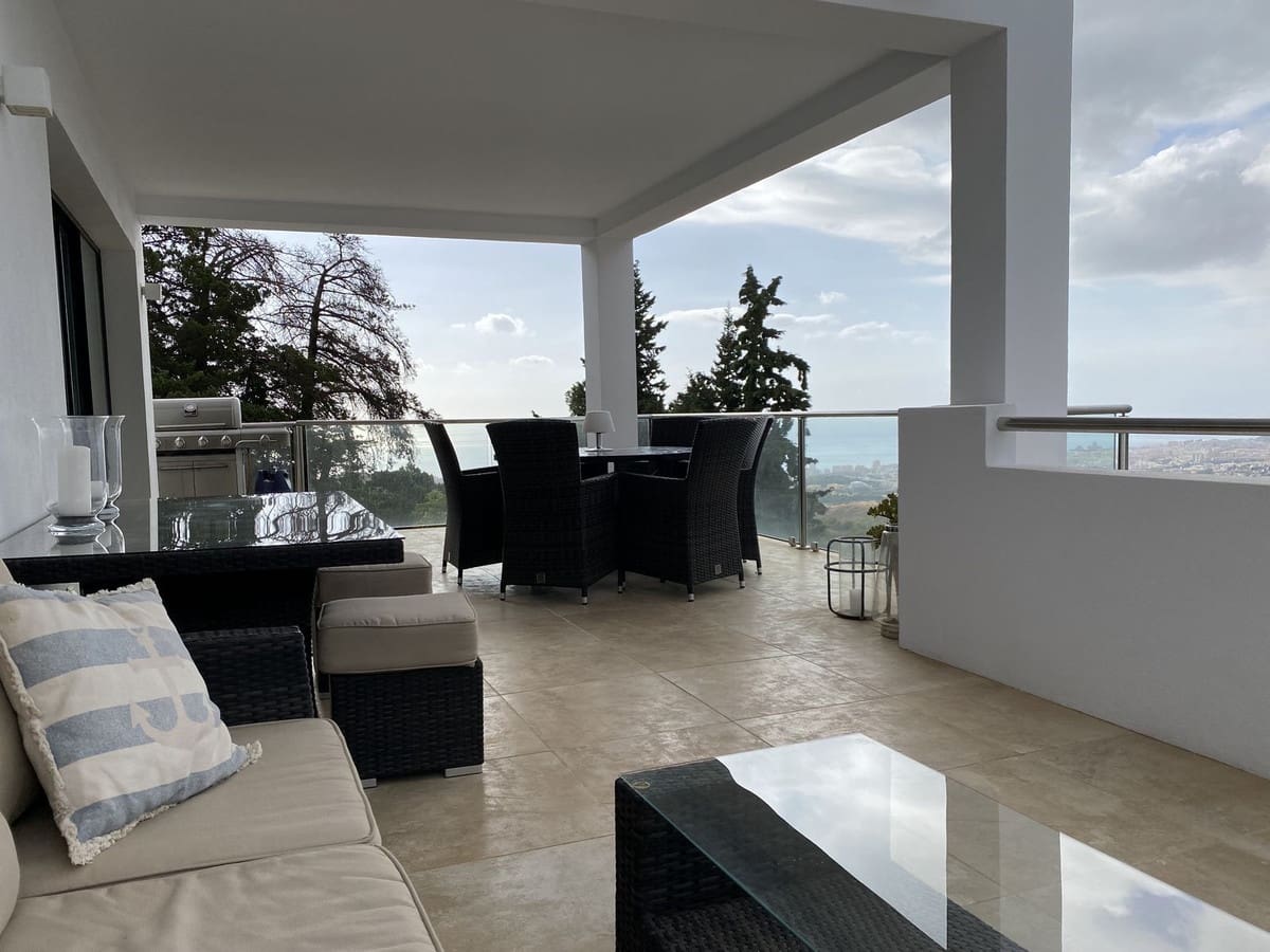 3 quarto Moradia para venda em Mijas com piscina - 1 445 000 € (Ref: 9620735)