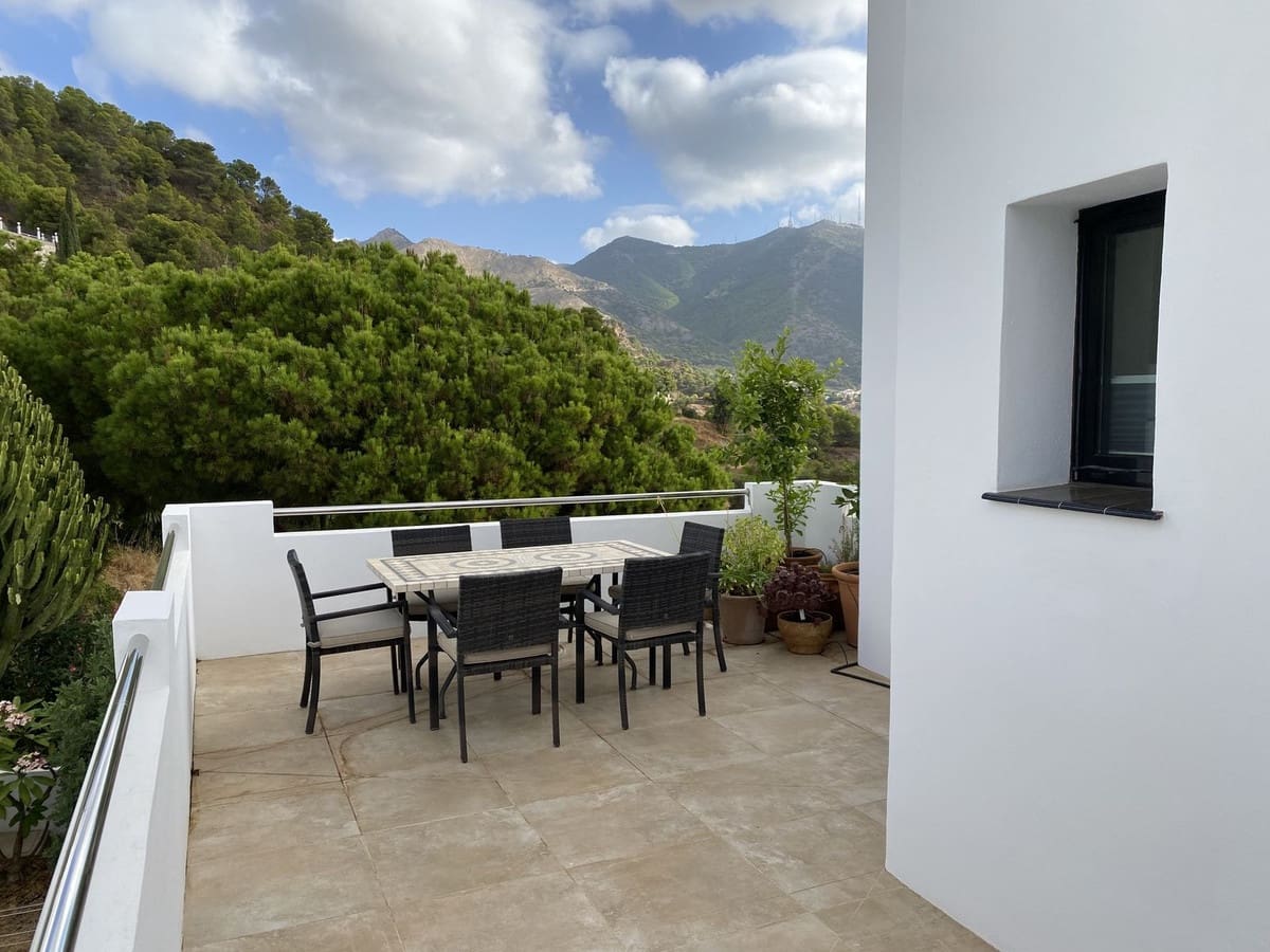 3 quarto Moradia para venda em Mijas com piscina - 1 445 000 € (Ref: 9620735)