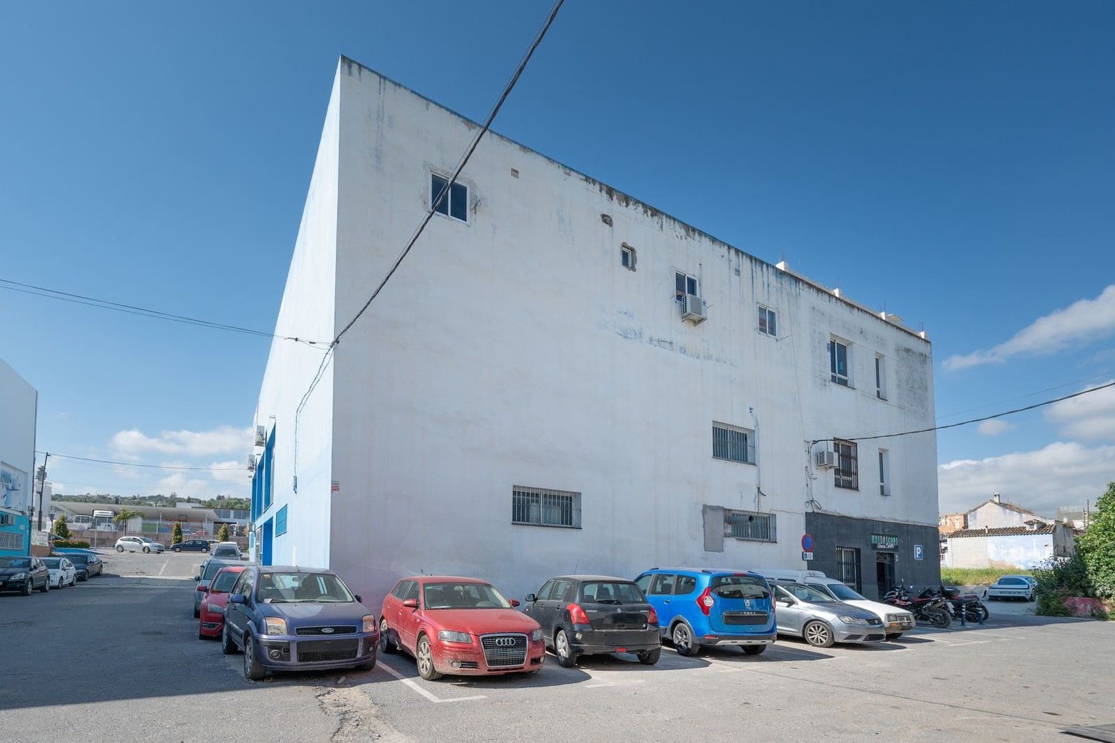 Commercial for sale in Coin - € 1,950,000 (Ref: 9622016)