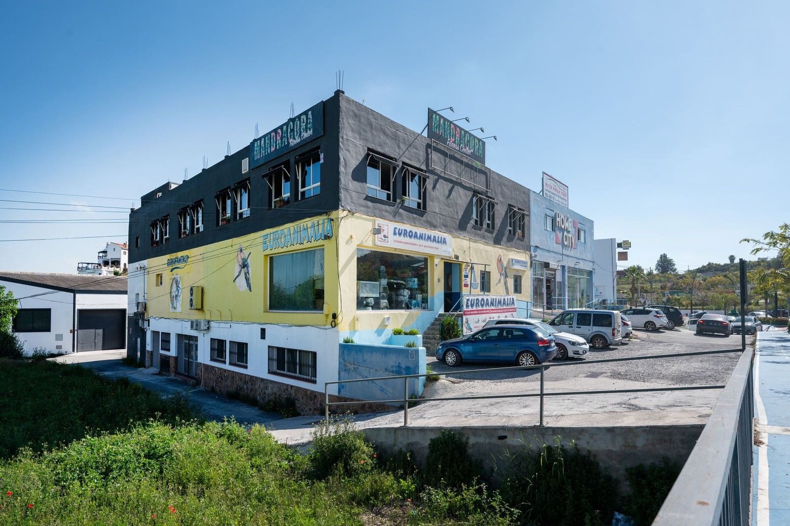 Commercial for sale in Coin - € 1,950,000 (Ref: 9622016)