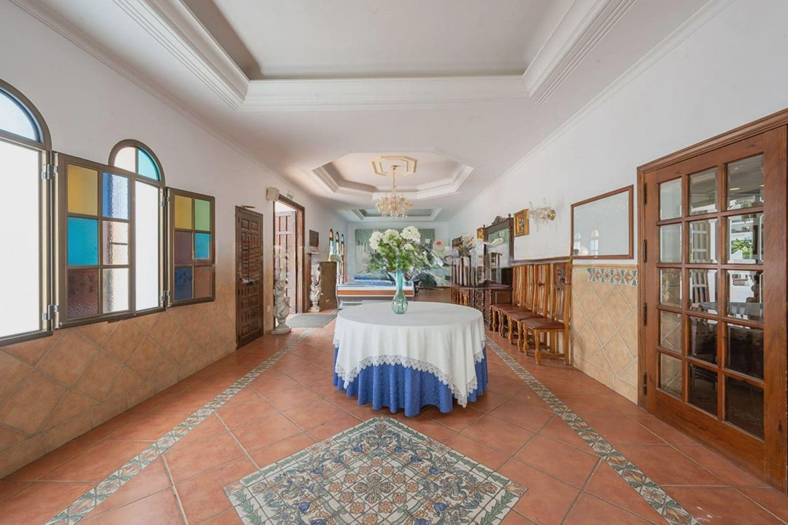 Kaupallinen myytävänä paikassa Mijas mukana 
autotalli - 3 200 000 € (Ref: 9622018)