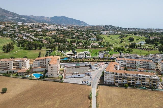 Kaupallinen myytävänä paikassa Mijas mukana 
autotalli - 3 200 000 € (Ref: 9622018)