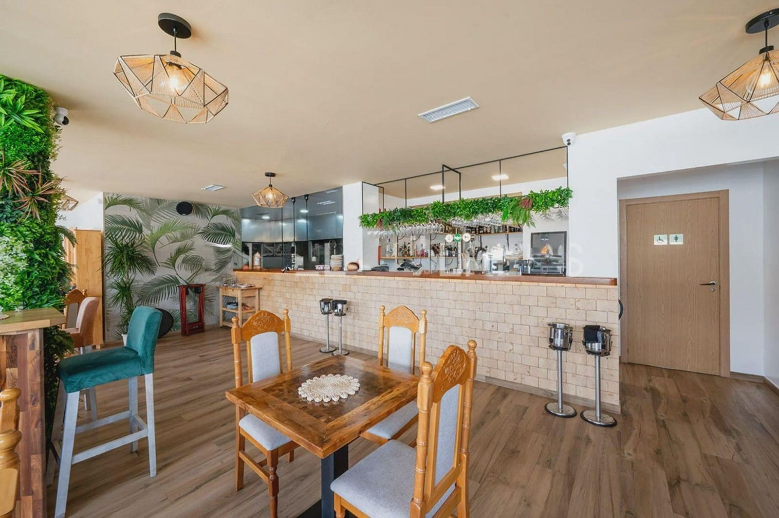 Comercial para venda em Mijas - 990 000 € (Ref: 9622019)