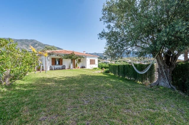 Finca/Casa Rural de 3 habitaciones en Mijas en venta - 1.595.000 € (Ref: 9622020)