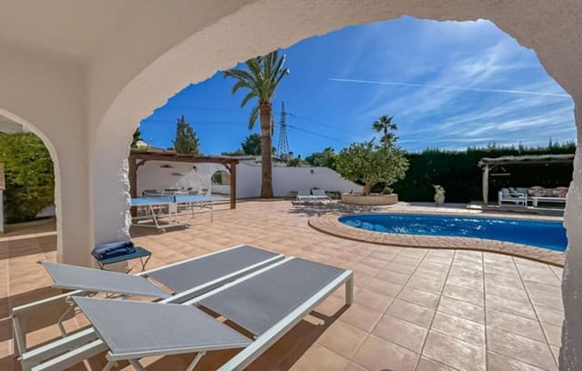 6 quarto Moradia para venda em Calpe / Calp com piscina - 749 000 € (Ref: 9622187)