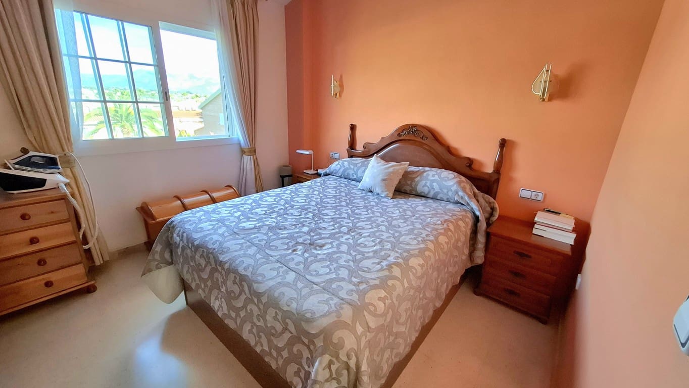 3 soveværelse Villa til salg i Albir med swimmingpool - € 425.000 (Ref: 9622188)